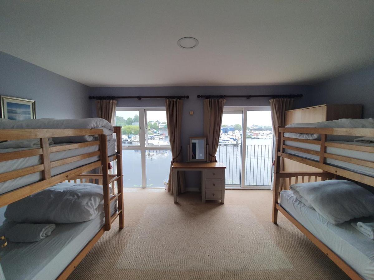 Five Bedroom Waterfront House Carrick on Shannon Buitenkant foto