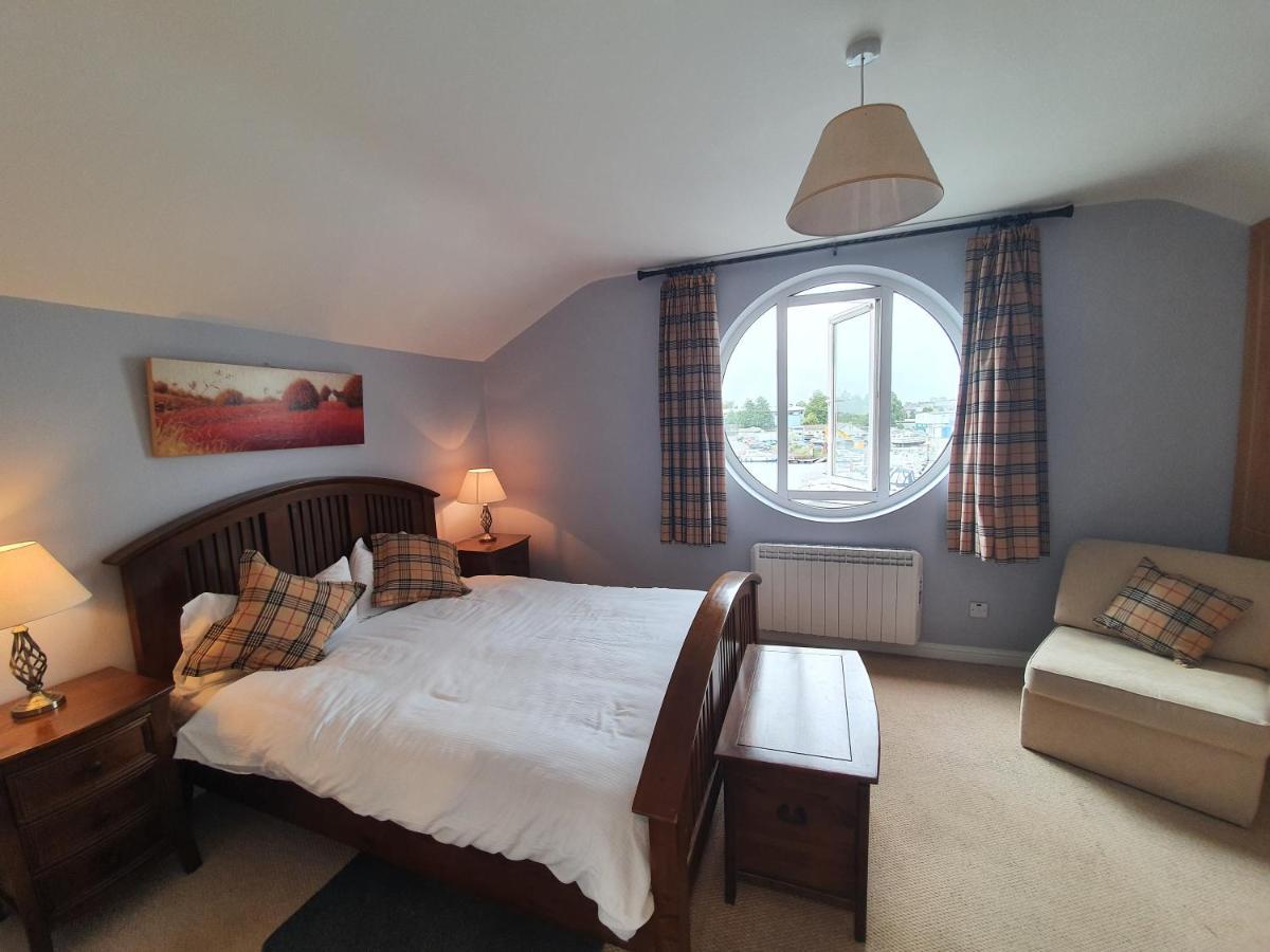 Five Bedroom Waterfront House Carrick on Shannon Buitenkant foto