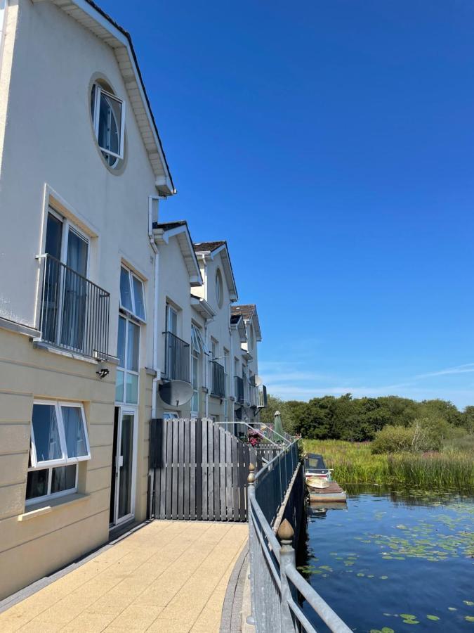 Five Bedroom Waterfront House Carrick on Shannon Buitenkant foto